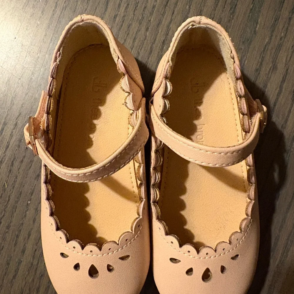 Thee Bron Girls' Mary Jane Dress Shoes - light pink/nude